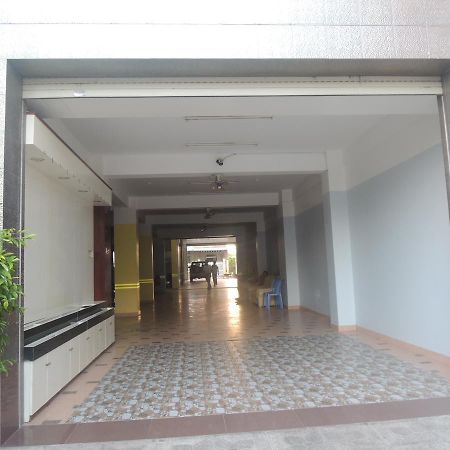 Nam Kieu Hotel Cà Mau Exterior foto
